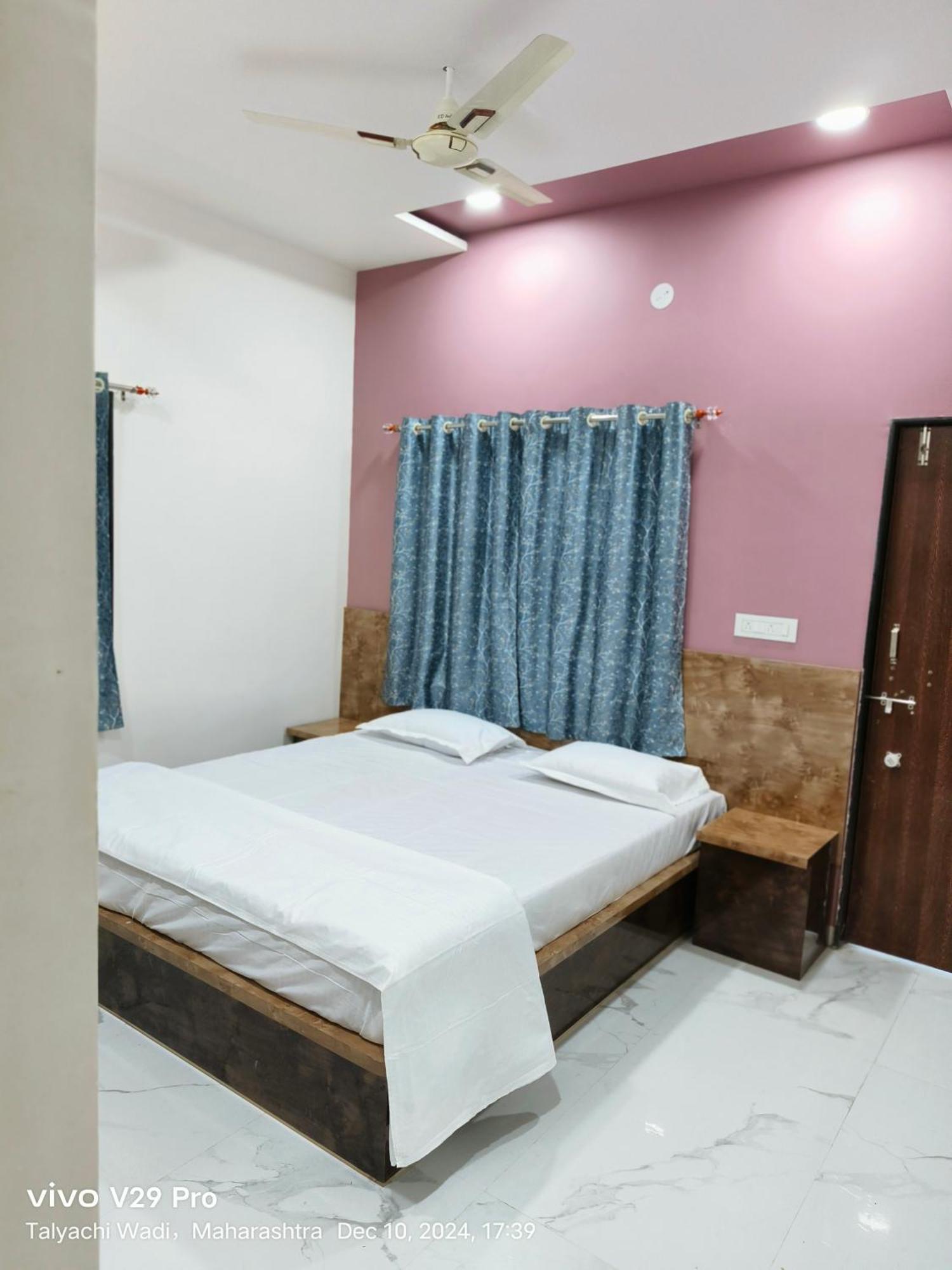 Shree Jyotirlinga Residency Hotel Ellora Bagian luar foto